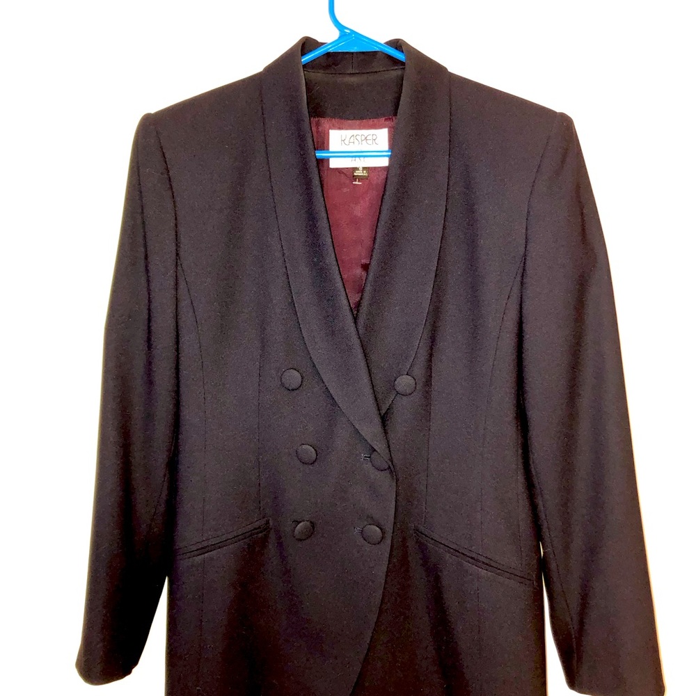 True navy color crepe blazer, Size 6